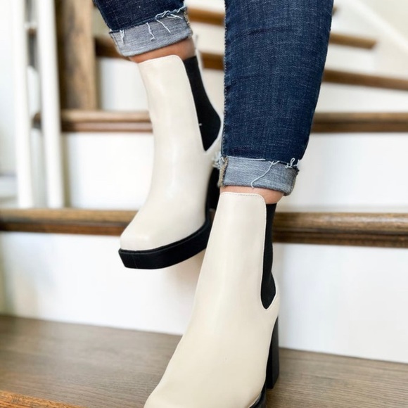 MIA Boots - Picture 6 of 7